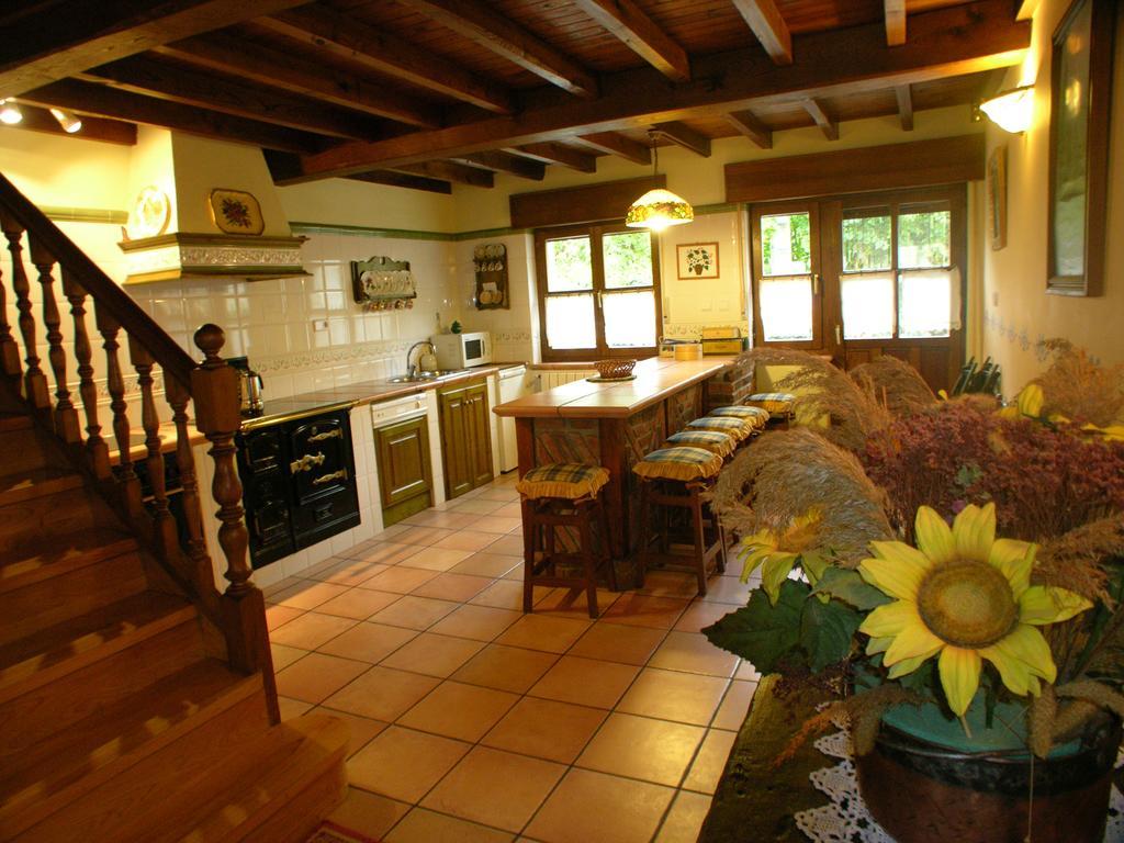 Casa Rural La Regoria Carrena de Cabrales Exterior photo